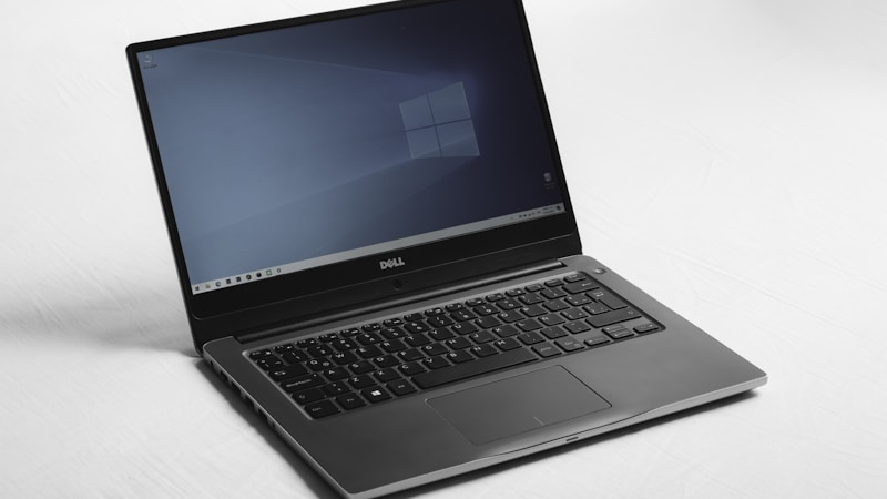 パソコンのマウスが動かないときの原因と対処法をやさしく解説【Windows・無線/有線対応】