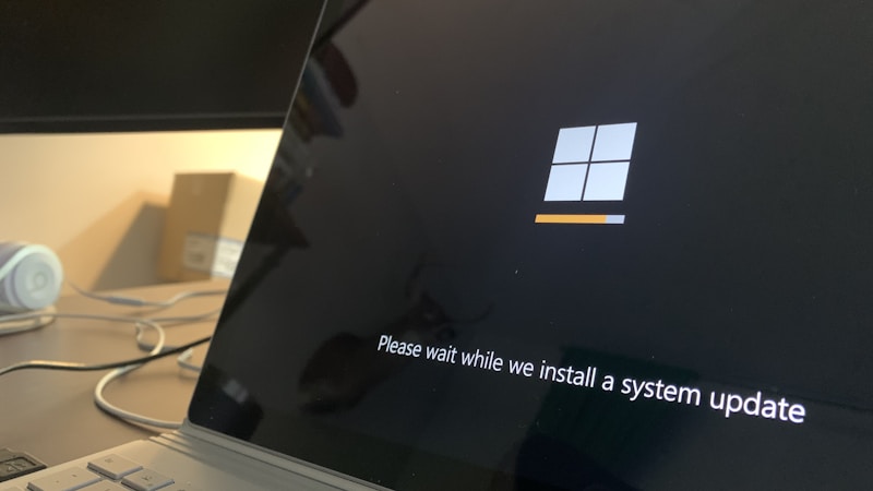 パソコンを初期化する方法をやさしく解説｜Windows・Macの手順と事前準備まとめ