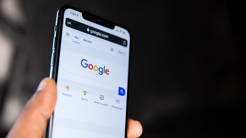 Googleアカウントの作成方法をやさしく解説｜スマホ・PCでできる始め方と注意点