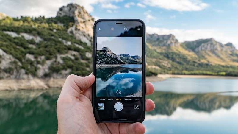 Googleフォトの復元方法をやさしく解説|削除した写真・動画を戻す手順と戻らないときの対処法